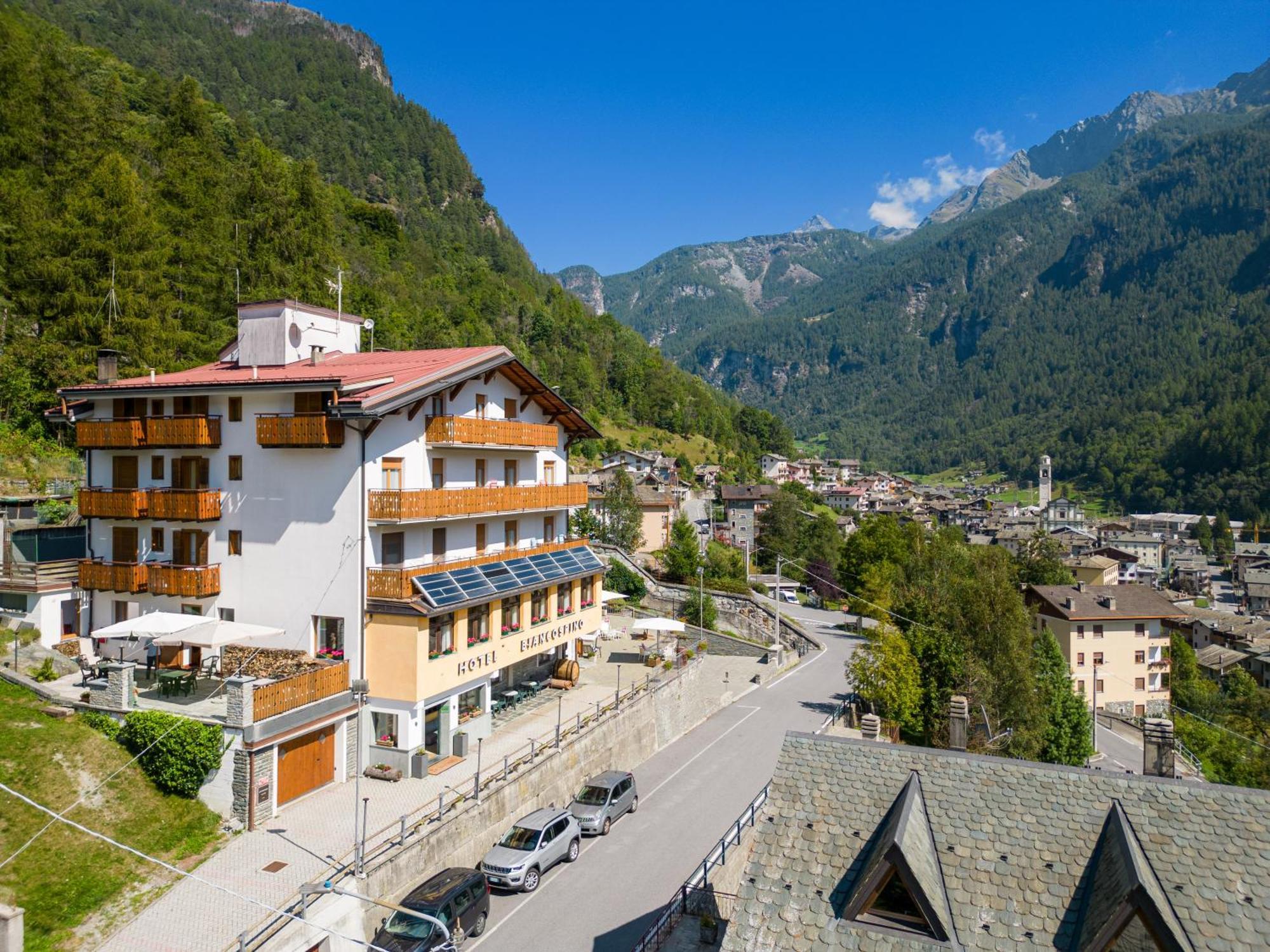 Hotel Biancospino Lanzada Exterior foto